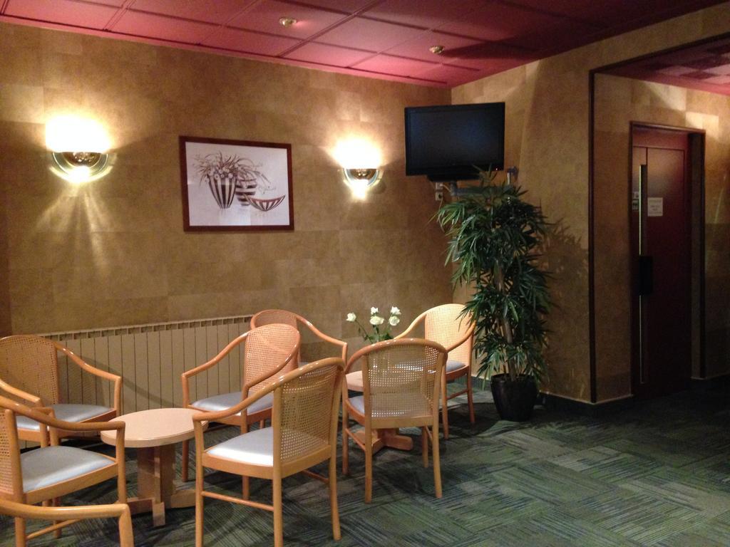 Hotel Chambord Βισύ Εξωτερικό φωτογραφία